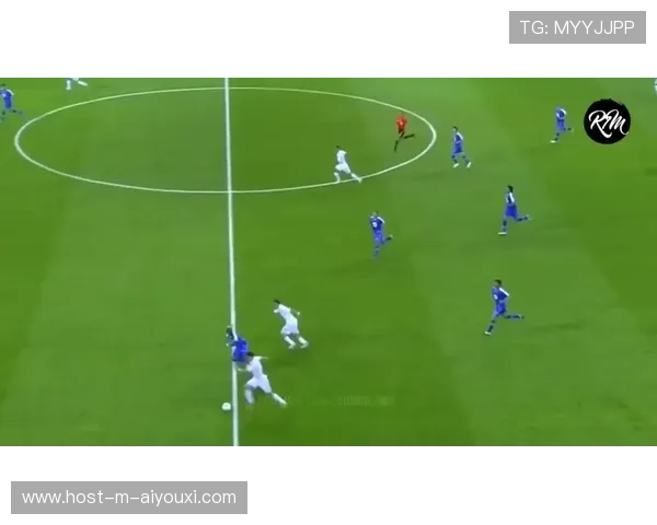 埃因霍温追C罗式冷血杀手：足球界的隐秘猎手揭秘